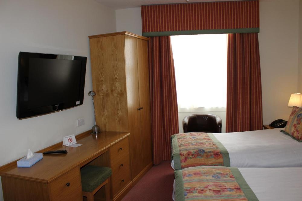 Room image 5