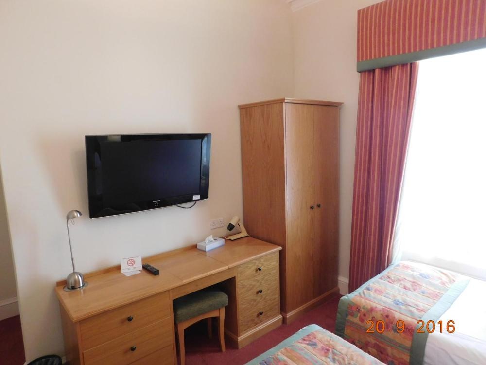 Room image 2